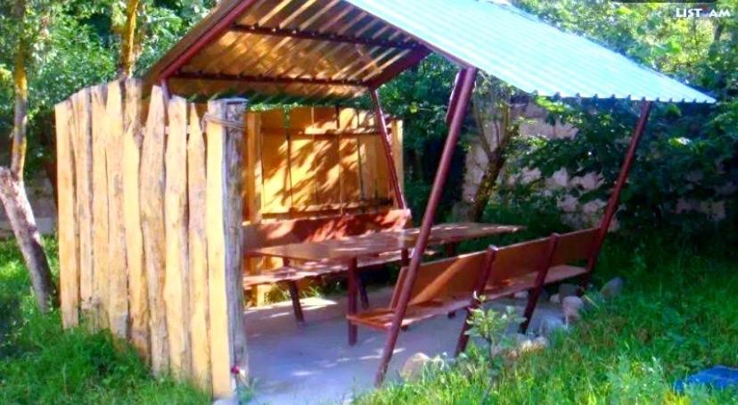Green Garden B&B Dilijan Exteriör bild